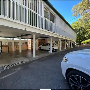 Holiday home Escape 2br Allambi Rise, Noosa Heads